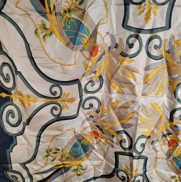 Fred Paris Silk Scarf with Parrots, 34in x 34in - Picture 9 of 12